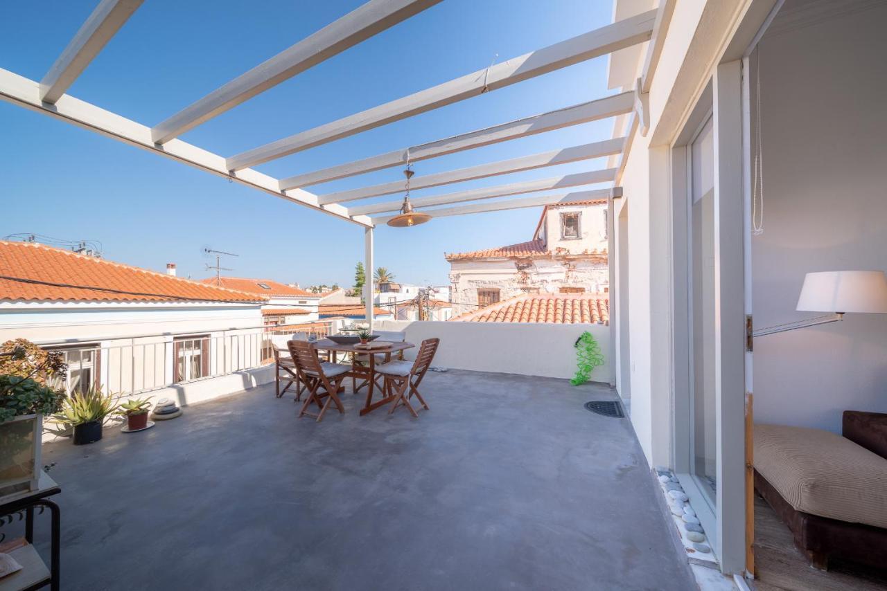 Appartamento The Roof - Flat Sea View In Aegina Town Esterno foto